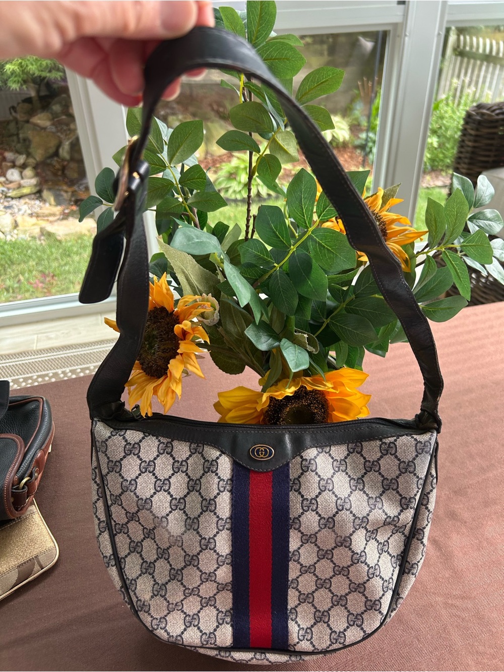 Gucci Beige GG Canvas Shoulder Bag with Navy & Red Stripe